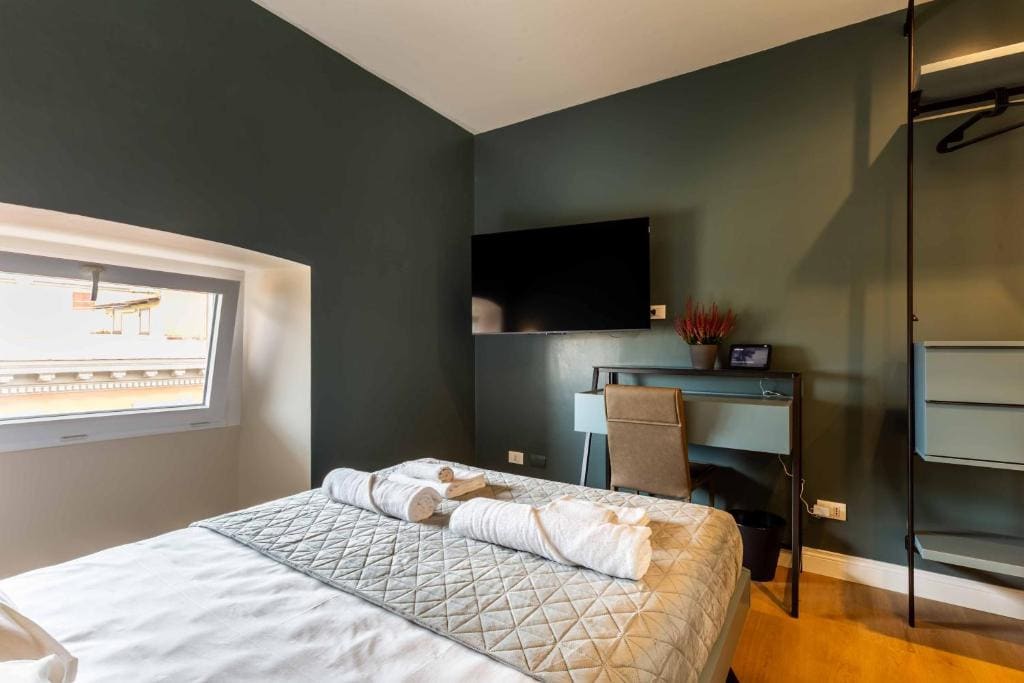 Deluxe Room room - Image 3