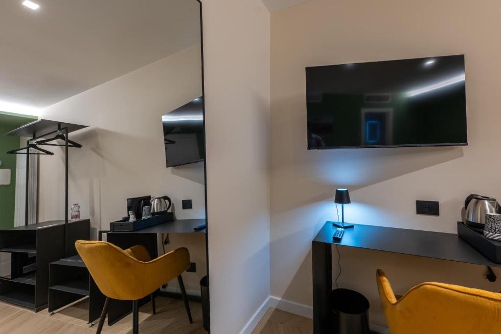Deluxe Triple Room room - Image 3