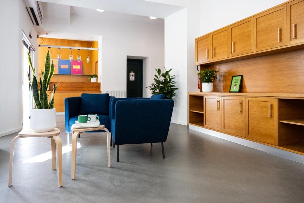 Large Double or Twin Room room - Image 1
