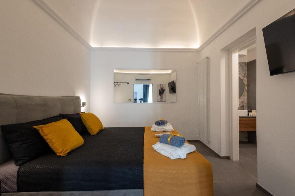 Standard Double Suite room - Image 2