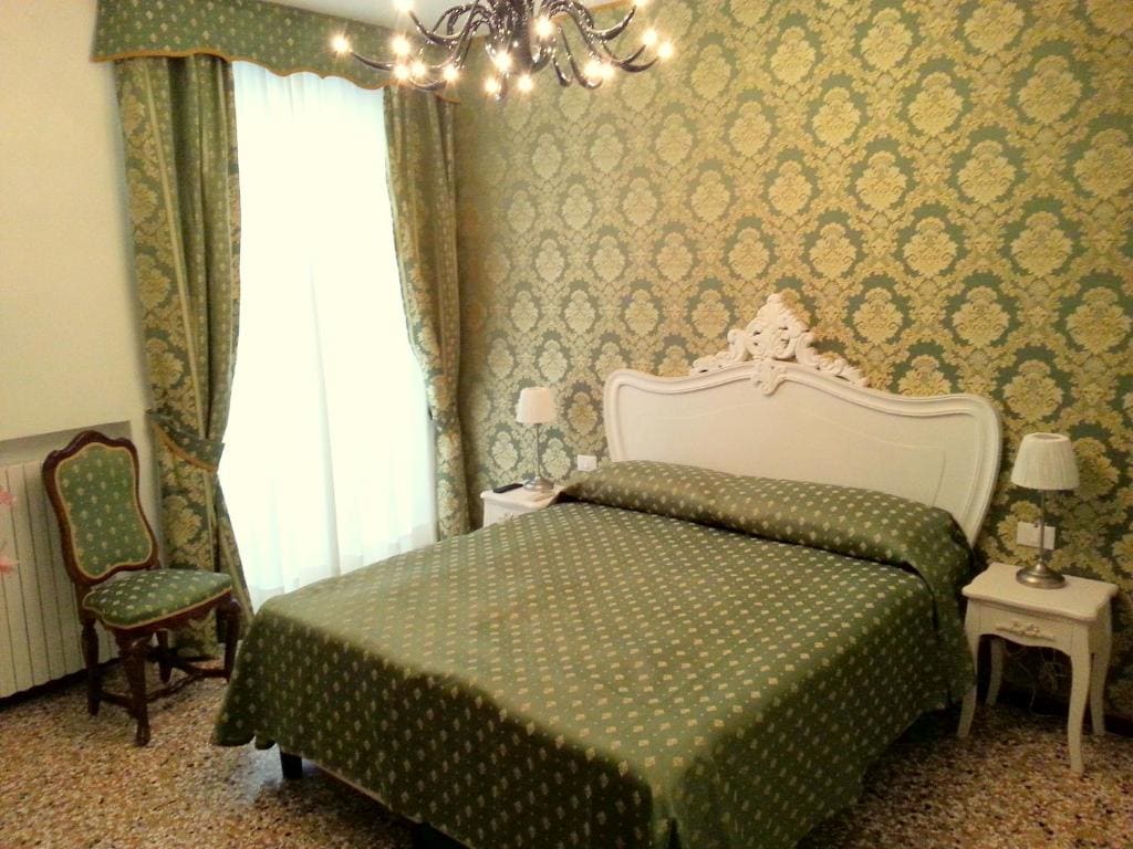 Standard Double Room room - Image 1