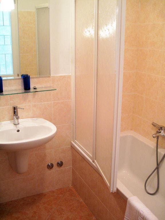 Superior Double Room room - Image 1