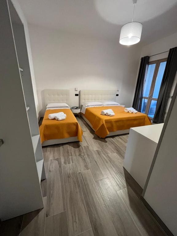 Deluxe Triple Room room - Image 3
