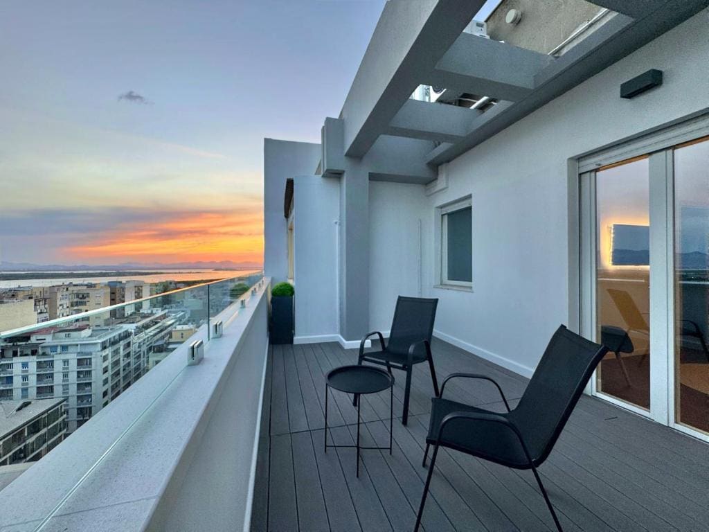 Junior Suite with Sea View room - Image 1