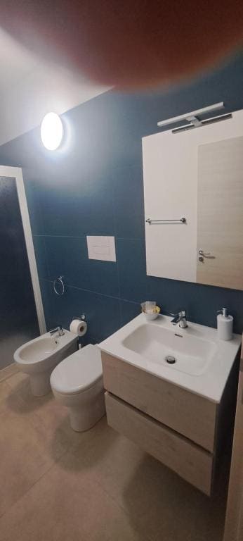 Double Room with Balcony room - Image 1
