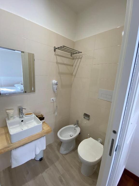 Quadruple Room room - Image 2
