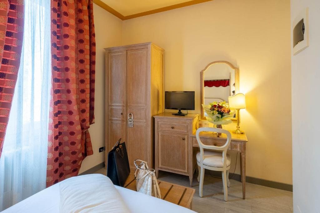 Classic Single Room room - Image 3