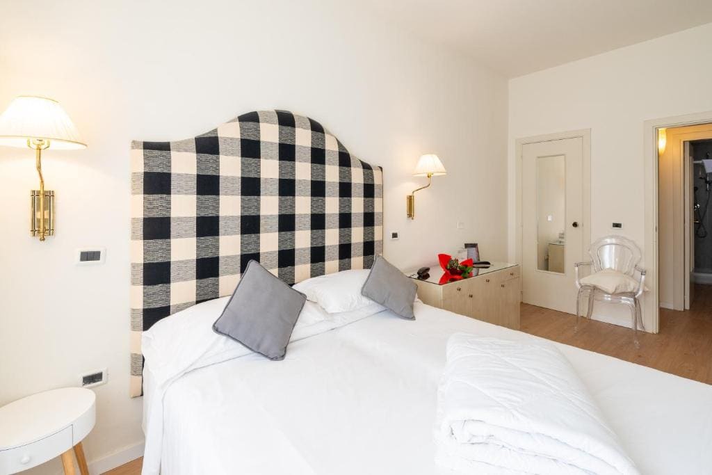 Economy Double or Twin Room room - Image 3