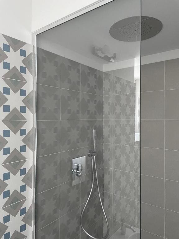 Quadruple Room with Private External Bathroom room - Image 3