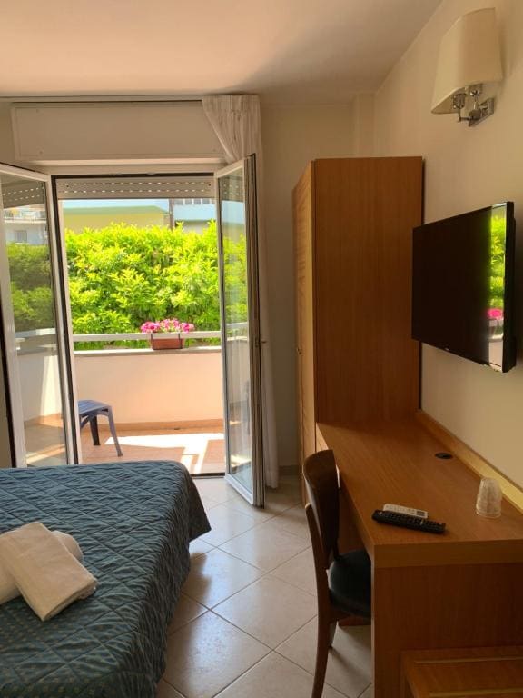 Standard Double or Twin Room with Balcony room - Image 1
