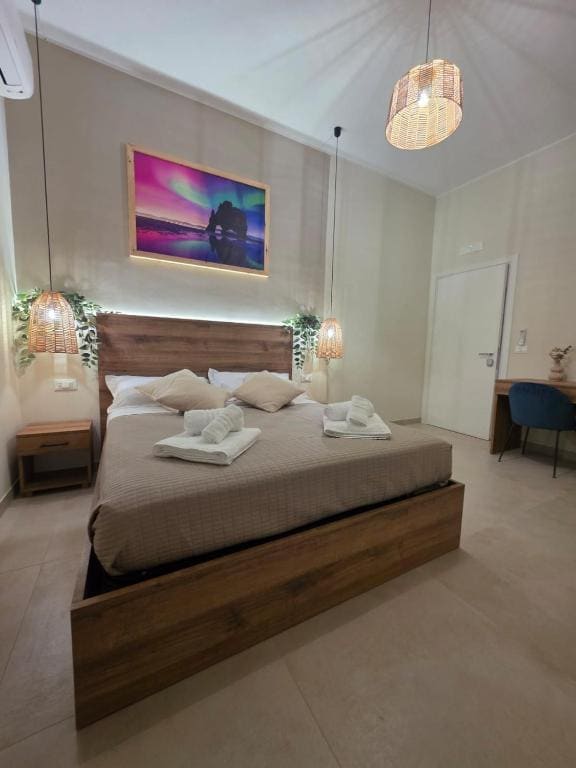 Deluxe Room room - Image 1