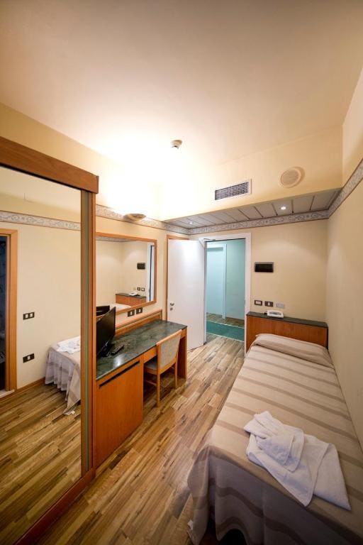 Single Room room - Image 2