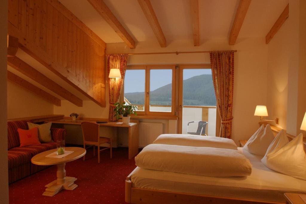 Double Room with Balcony room - Image 1
