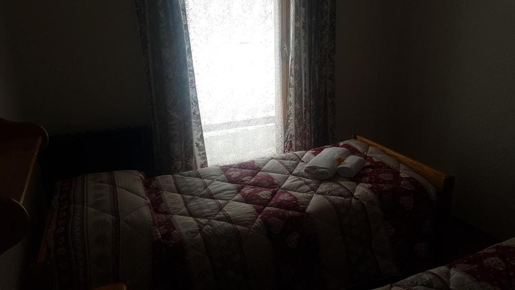 Family Room with Balcony room - Image 1