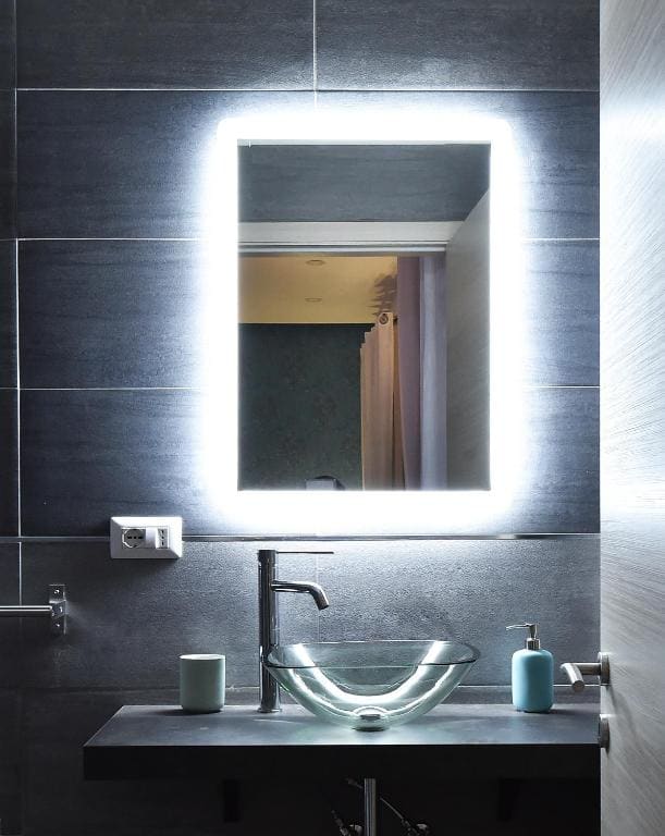 Suite with Spa Bath room - Image 3
