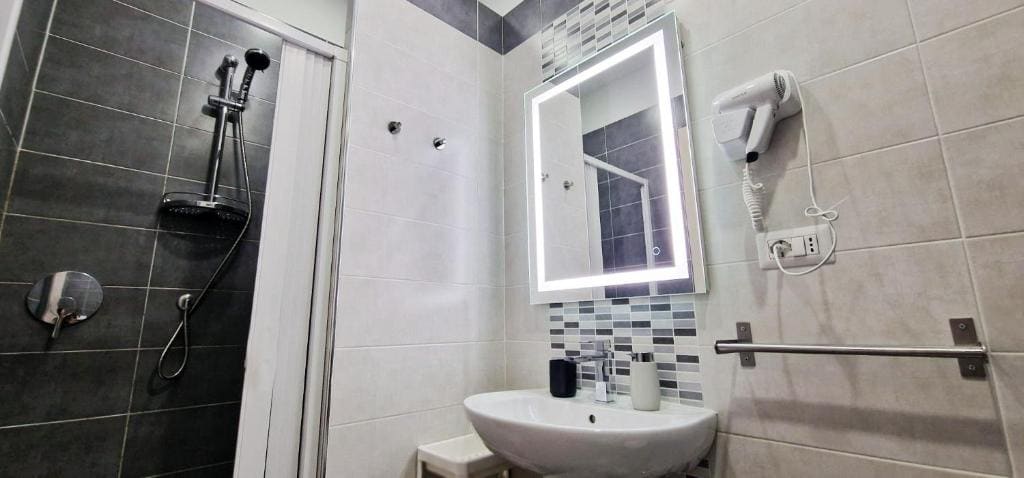 Superior Double Room with Terrace room - Image 2