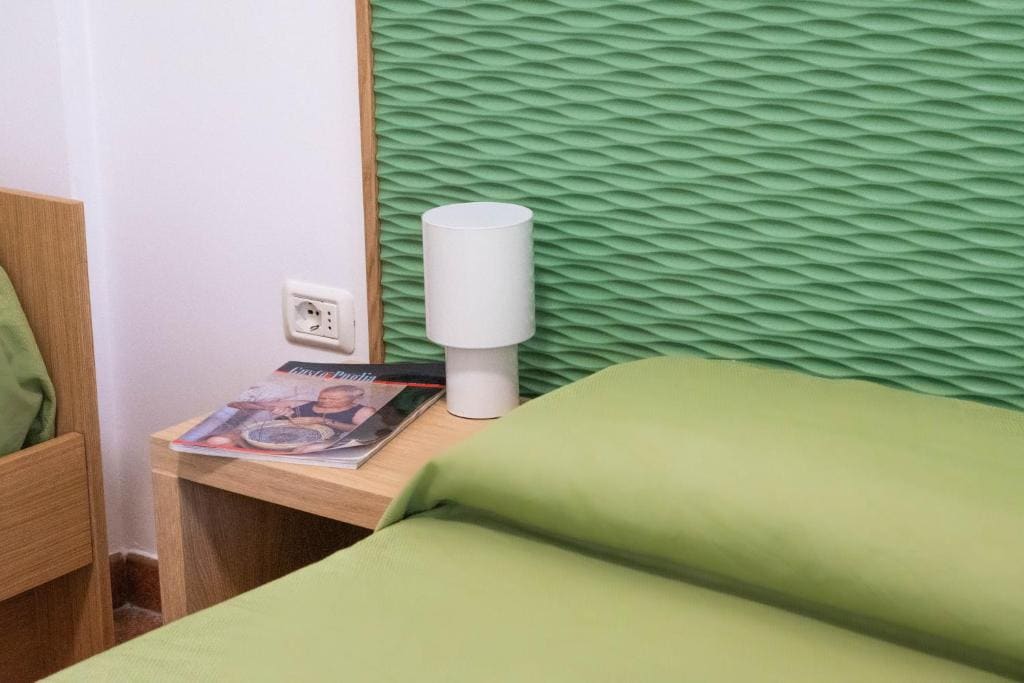 Comfort Triple Room room - Image 3