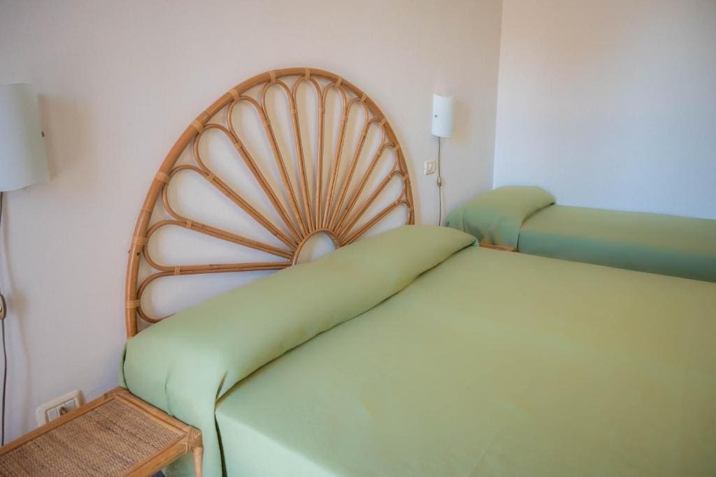 Double Room with Extra Bed room - Image 1