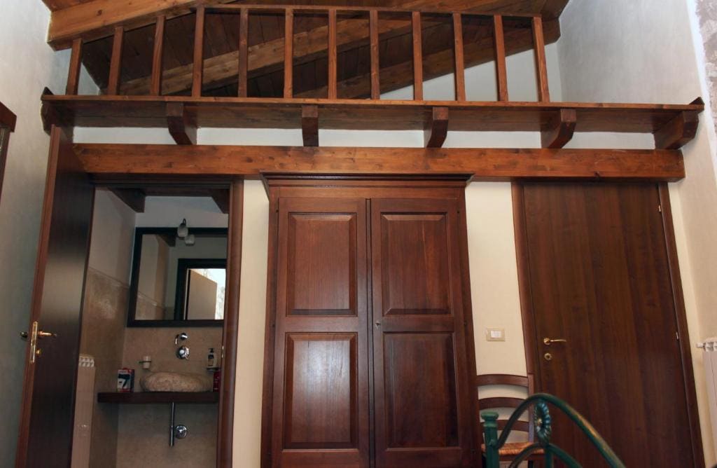 Superior Triple Room room - Image 3