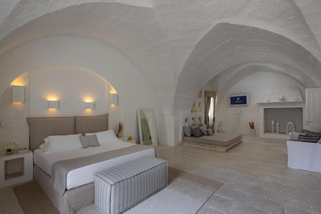 Executive Suite room - Image 3