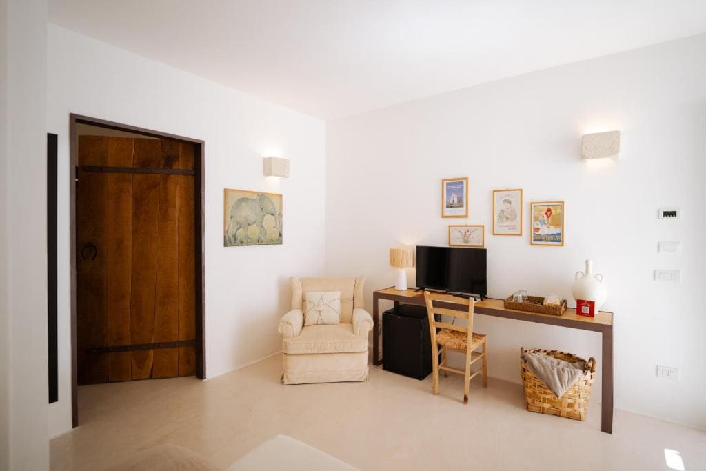 Standard Double Room room - Image 3