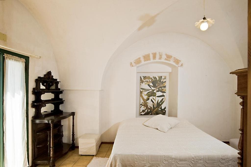 Two-Bedroom House room - Image 1