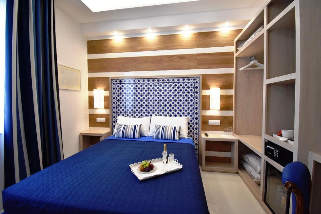 Classic Triple Room room - Image 1