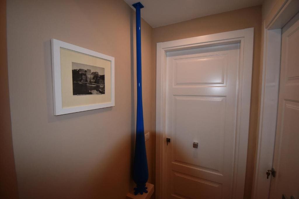 Deluxe Double Room with Balcony room - Image 1