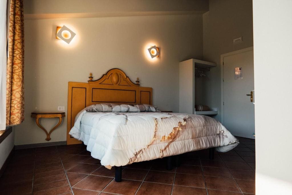 Superior Double Room room - Image 1