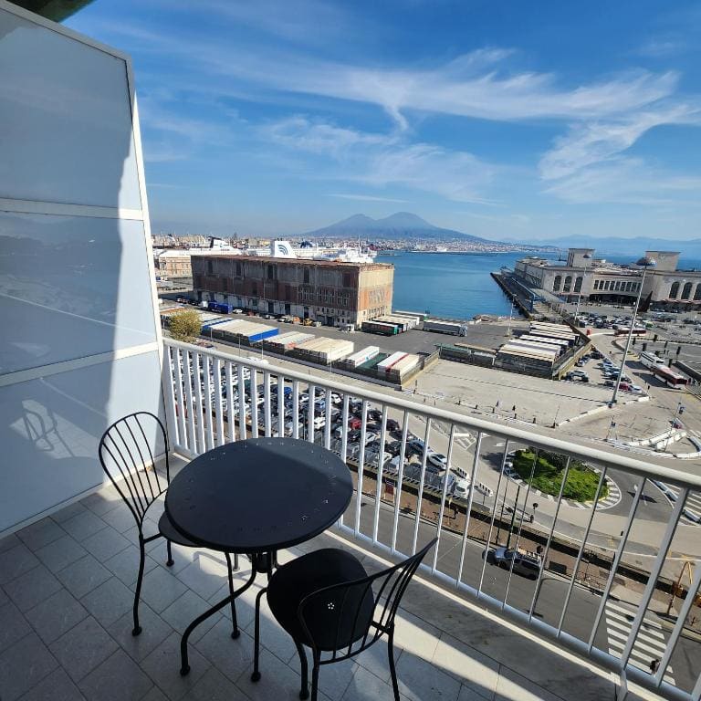 Standard Double or Twin Room with Balcony and Sea View room - Image 3