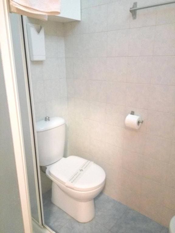 Economy Double Room with Balcony room - Image 3