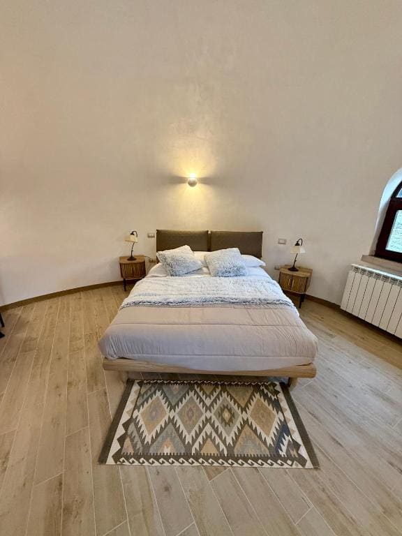 Deluxe Room room - Image 2