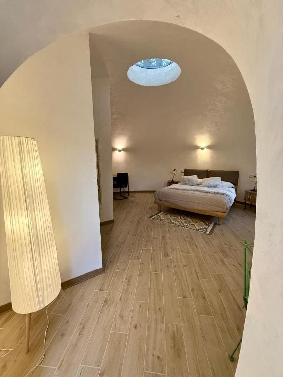 Deluxe Room room - Image 3