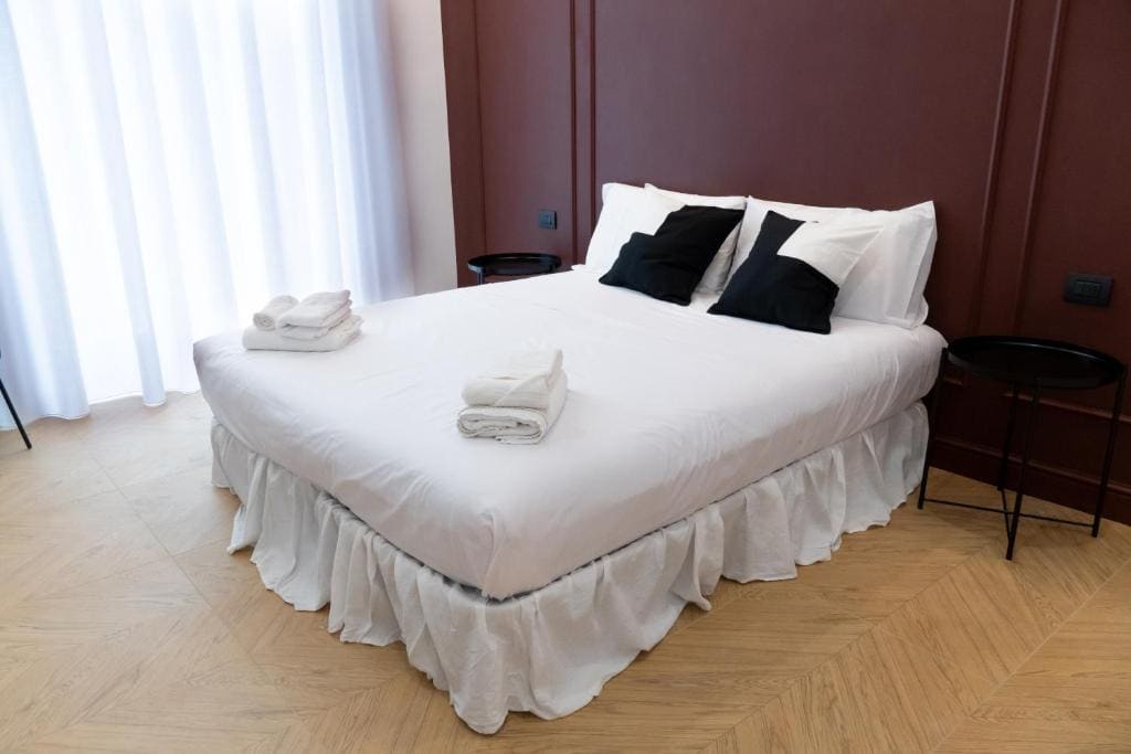 Standard King Room room - Image 1