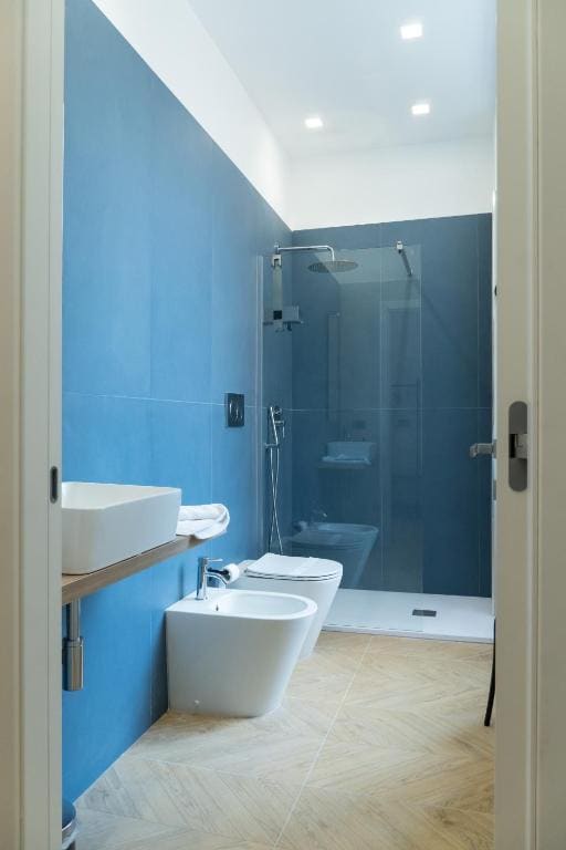 Superior Double or Twin Room with City View room - Image 2