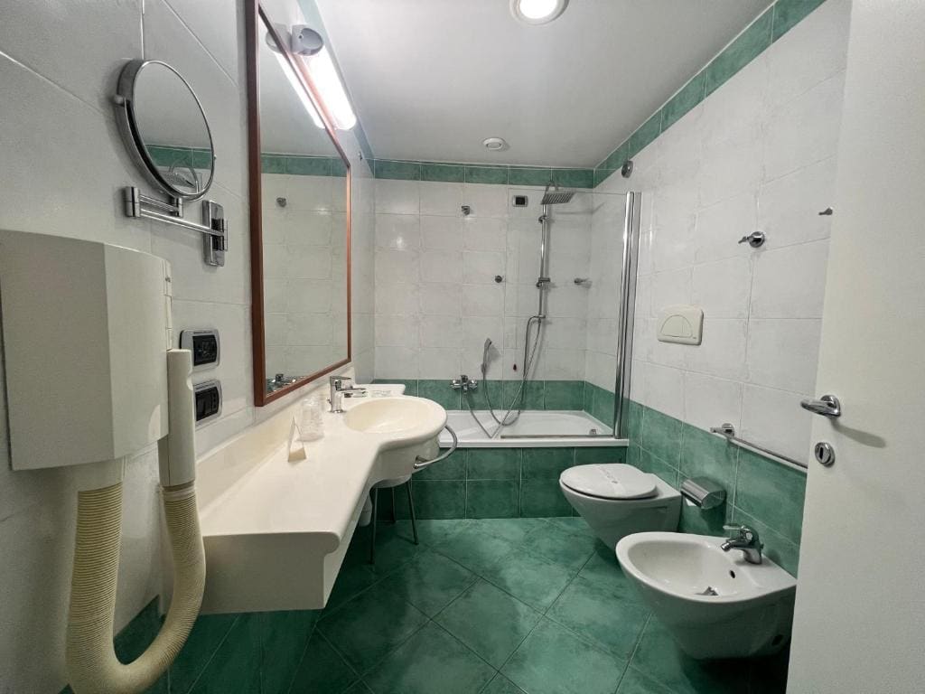 Double or Twin Room room - Image 1