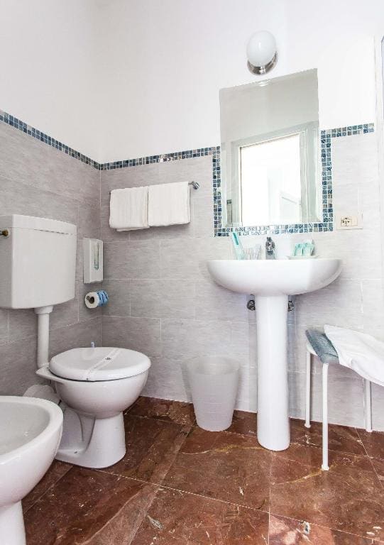 Superior Double Room with Terrace room - Image 2
