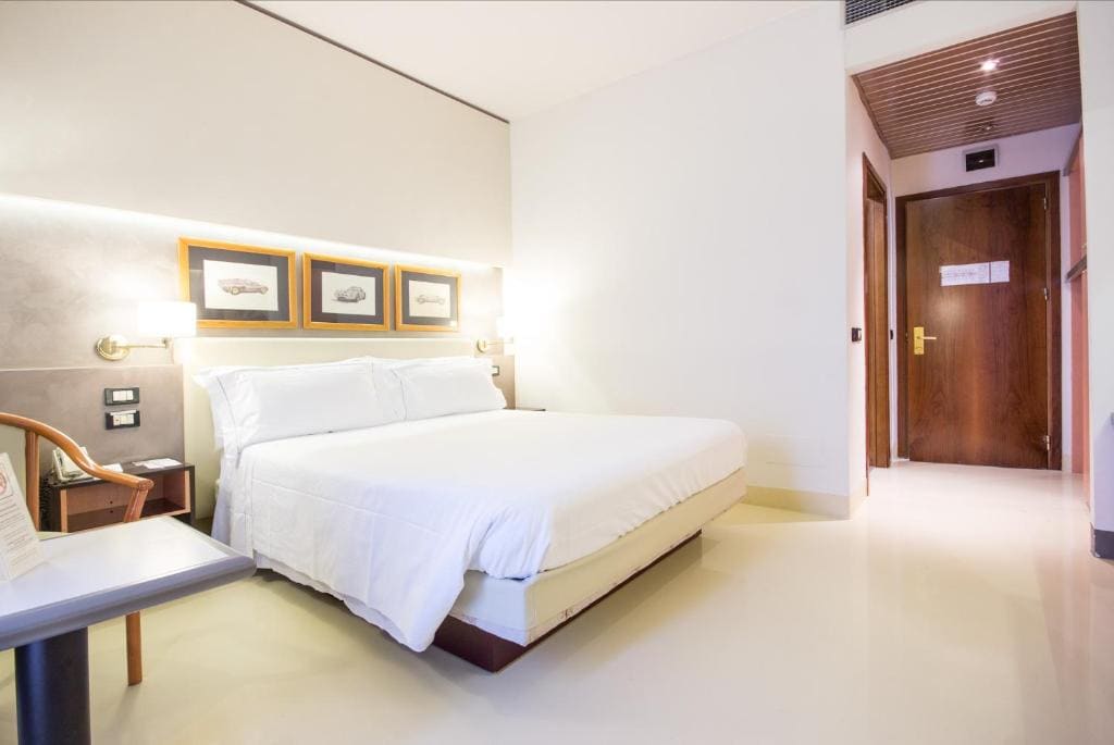 Comfort Queen Room - Non-Smoking room - Image 2