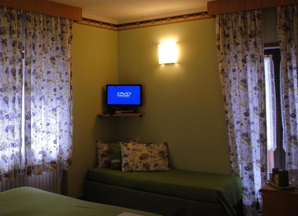 Double or Twin Room room - Image 1