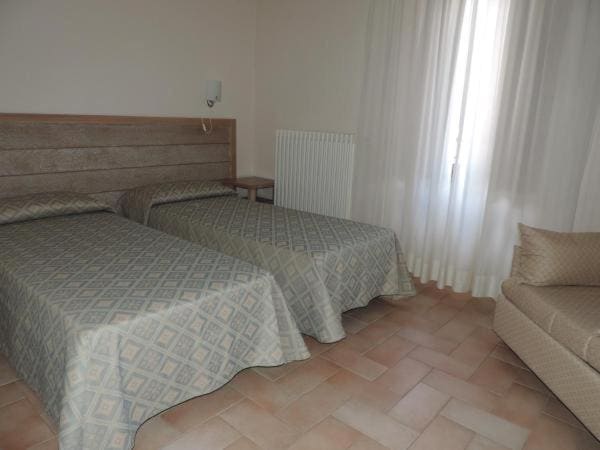 Triple Room room - Image 1