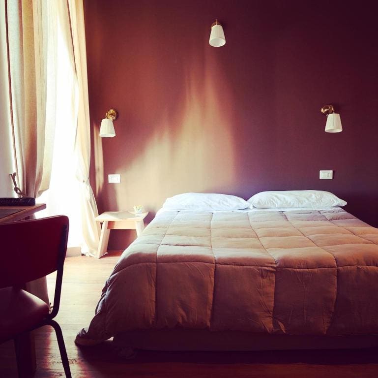 Double Room with Private Bathroom room - Image 3