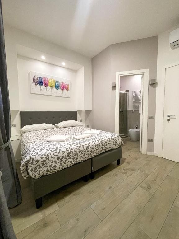 Economy Double Room room - Image 3
