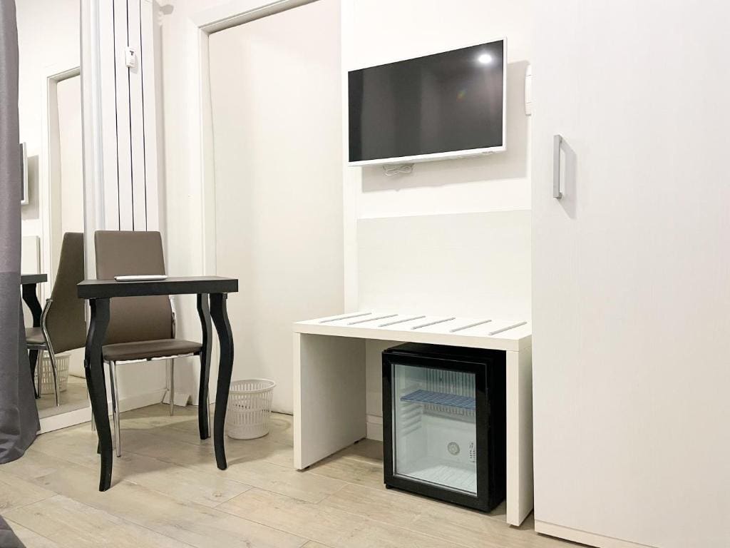 Standard Double Room room - Image 3