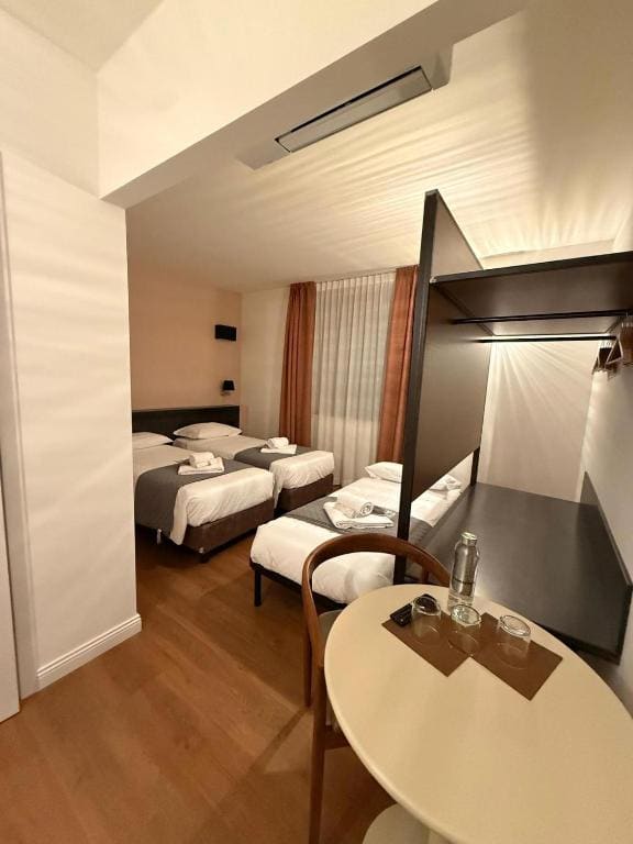 Double or Twin Room room - Image 2