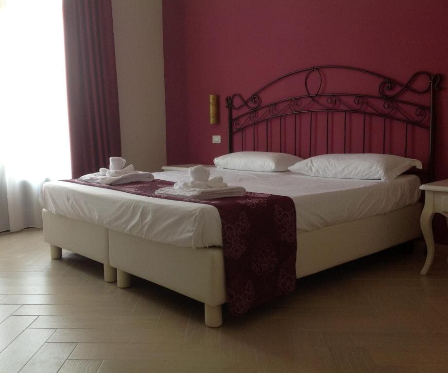 Superior Double or Twin Room with Terrace room - Image 2