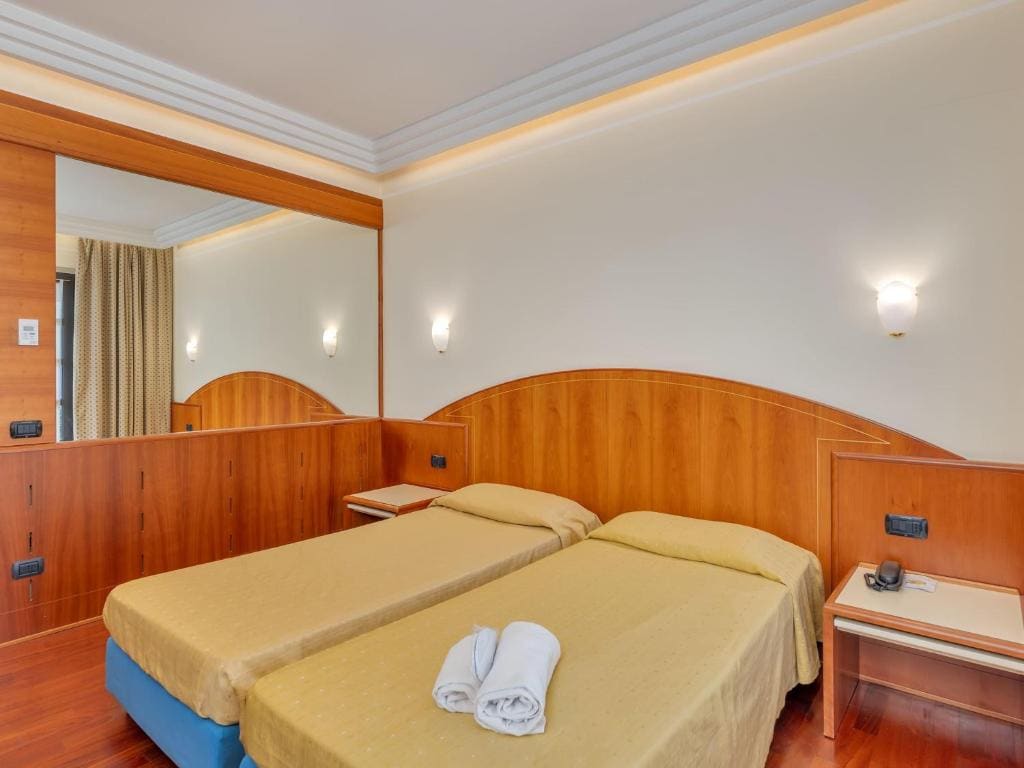 Twin Room - Disability Access room - Image 1