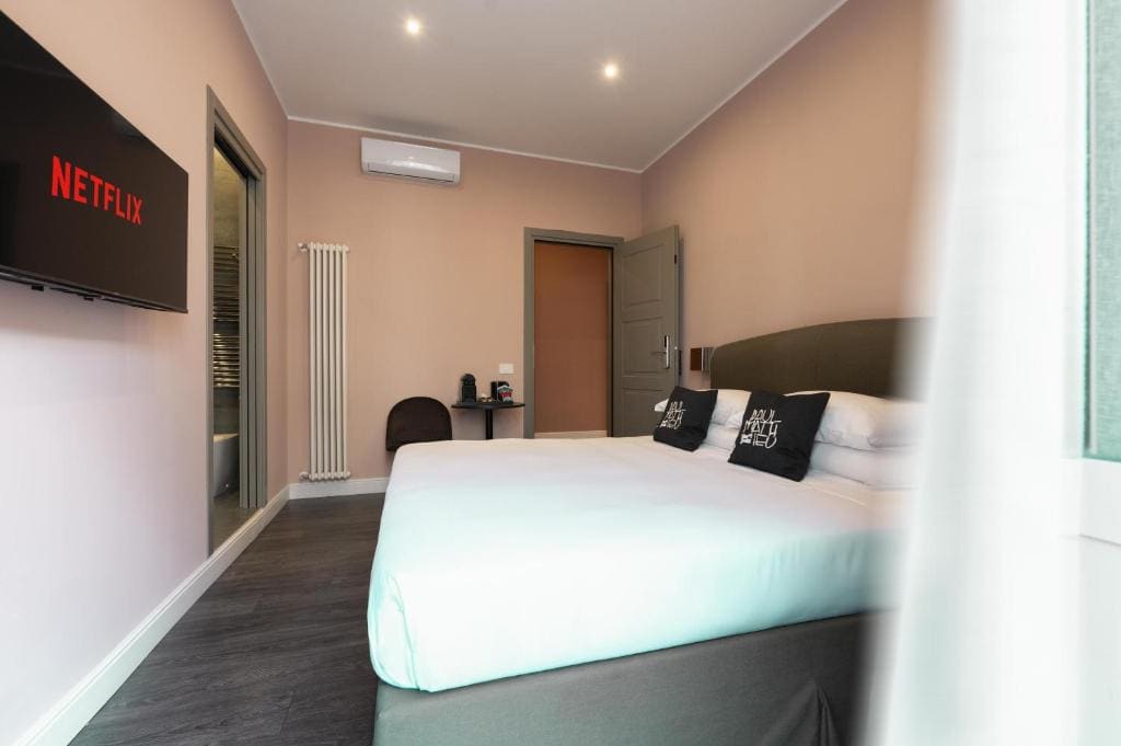 Standard Double Room room - Image 3