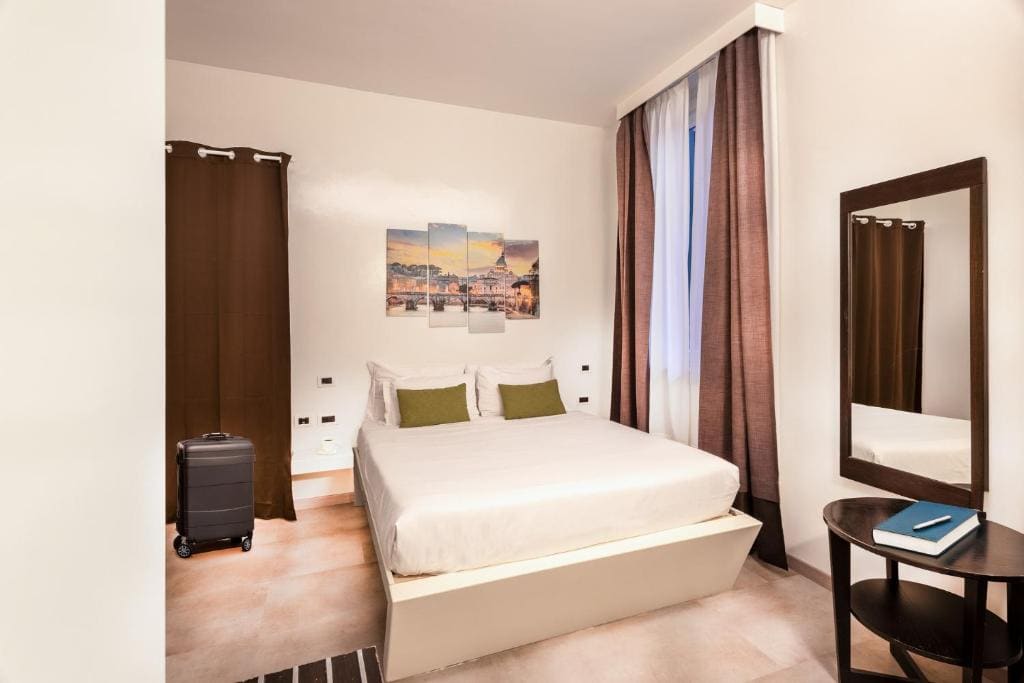 Standard Double Room room - Image 2