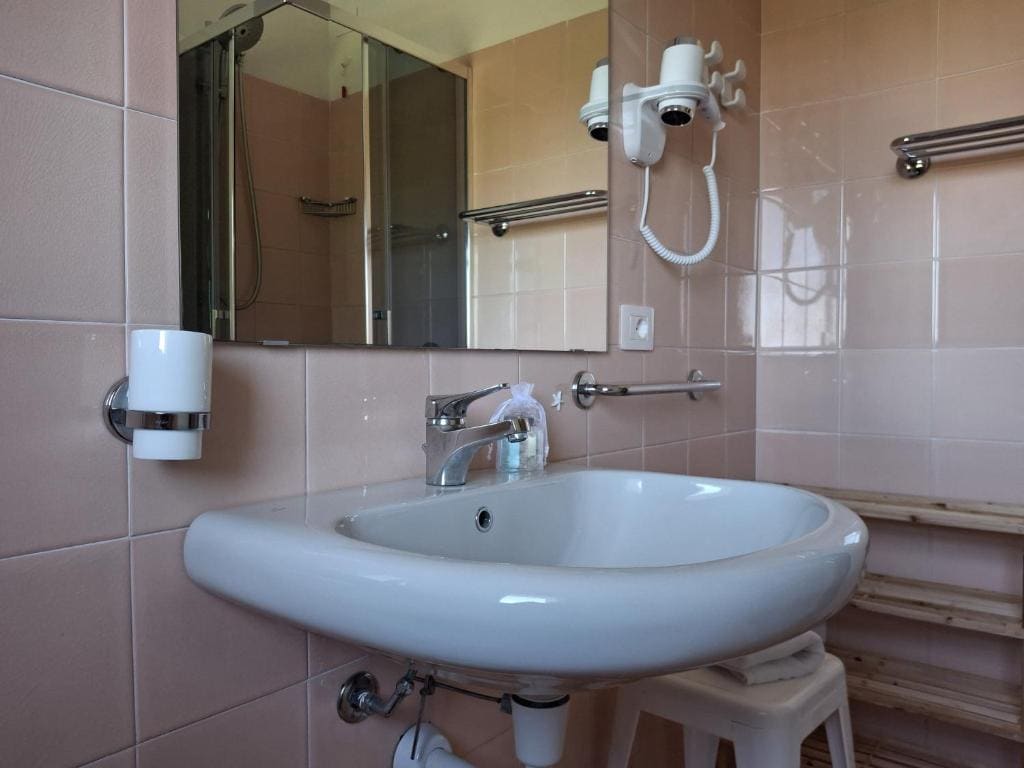Triple Room with Garden View room - Image 2