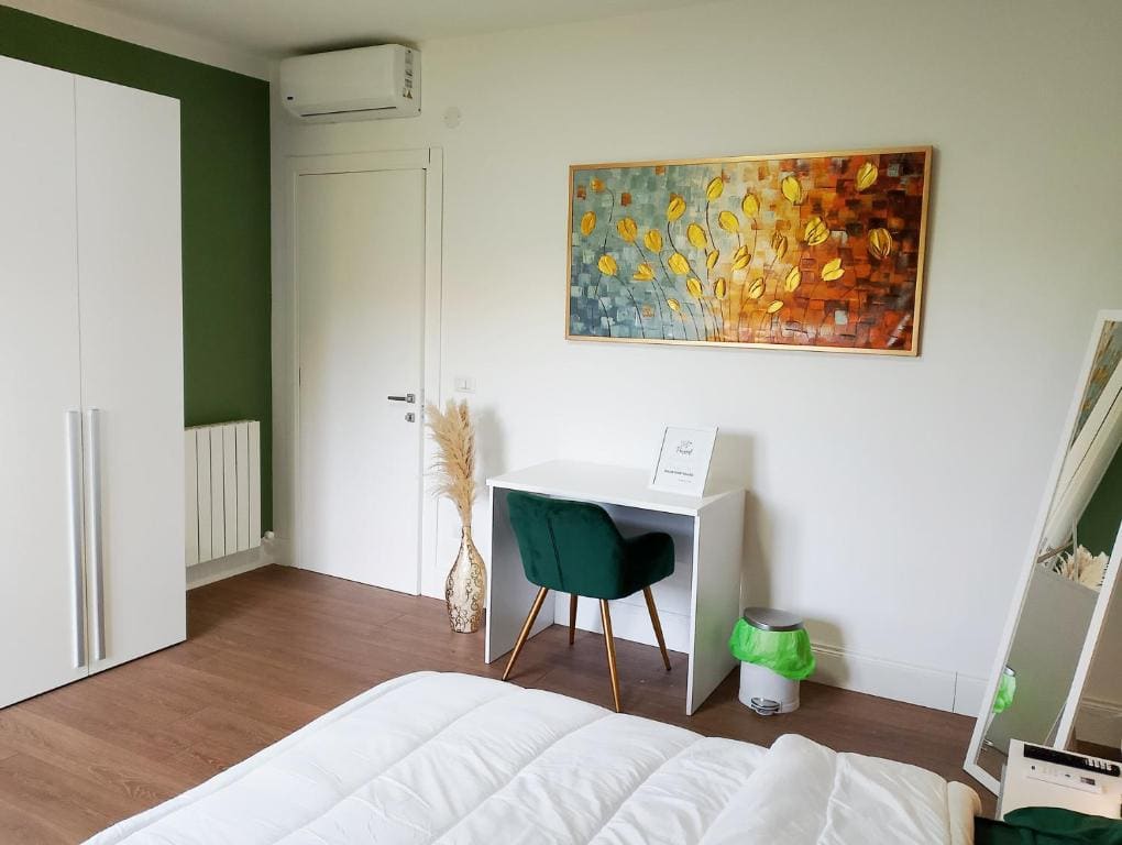 Deluxe Double Room room - Image 2